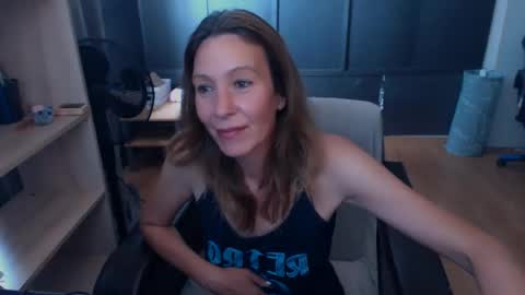 Snapshot of hanna_ha chatting on 07-08-26, 11:48 hanna_ha online show from 07-08-26, 11:48