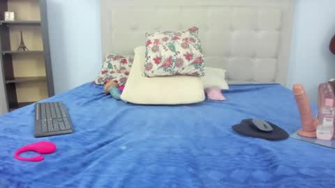 Snapshot of hanna_hornyx20 chatting on 05-15-26, 10:50 hanna_hornyx20 online show from 05-15-26, 10:50