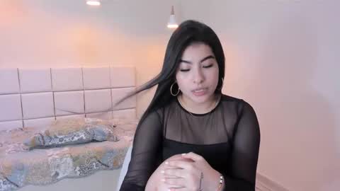 Snapshot of hanna_lee4 chatting on 03-09-26, 11:42 Hanna online show from 03-09-26, 11:42