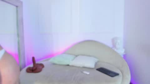 Snapshot of hanna_moonlight_ chatting on 12-23-24, 11:28 Hanna online show from 12-23-24, 11:28
