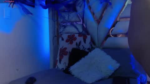 Snapshot of hanna_plum chatting on 10-20-25, 08:42 hanna_plum online show from 10-20-25, 08:42