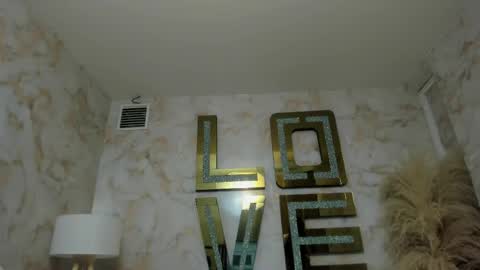 EVA online show from 05-17-26, 02:09