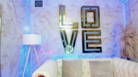 EVA online show from 05-22-26, 02:19
