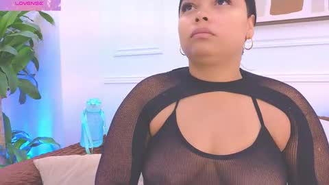 HANNA SOFIA online show from 04-29-26, 10:30