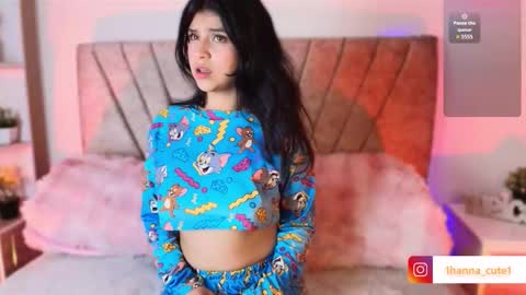 Snapshot of hannaa_cute chatting on 01-12-26, 06:13 Hanna 3 online show from 01-12-26, 06:13