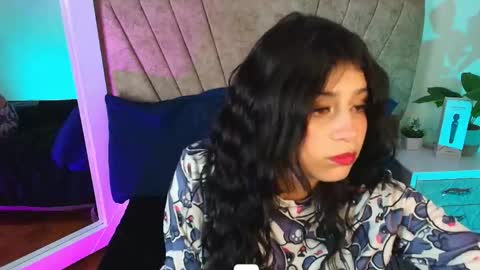 Hanna 3 online show from 05-26-26, 11:56