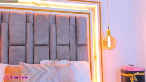 Snapshot of hannabronw chatting on 11-10-25, 11:04 Eliana online show from 11-10-25, 11:04