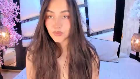 hannacollins_2 online show from 08-03-26, 01:38
