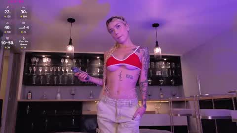 Snapshot of hannaconnor_ chatting on 07-08-26, 10:47 Hanna Connor online show from 07-08-26, 10:47