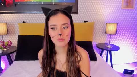 Hanna online show from 10-31-25, 04:02