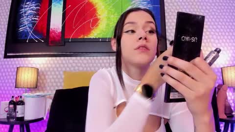 Hanna online show from 11-15-25, 03:37