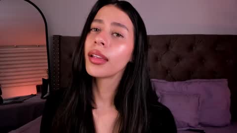 Snapshot of hannah_brady chatting on 01-31-25, 12:39 Hannah online show from 01-31-25, 12:39