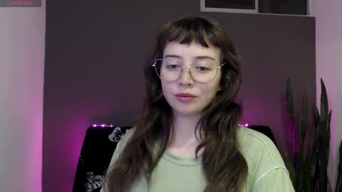 HannahHexx online show from 04-01-26, 03:07