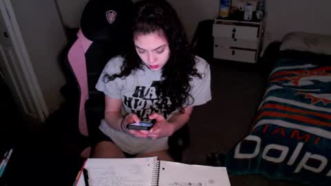 Snapshot of hannahbreeze chatting on 02-04-25, 04:26 Hannah Breeze online show from 02-04-25, 04:26