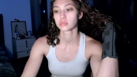 Hannah Breeze online show from 05-27-26, 01:57