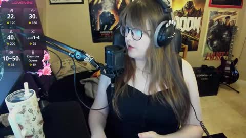 Snapshot of hannahcastle96 chatting on 01-11-26, 07:02 Hannah Castleaw online show from 01-11-26, 07:02