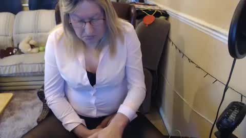 hannahcd57 online show from 03-22-26, 02:04