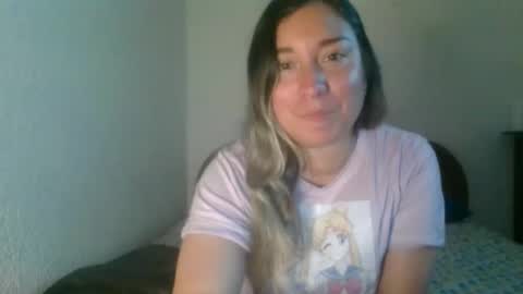 hannahevans2 online show from 12-17-25, 12:16