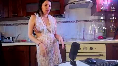 Hannah online show from 07-28-26, 05:47