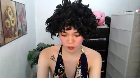 HANNAH online show from 04-28-26, 02:27