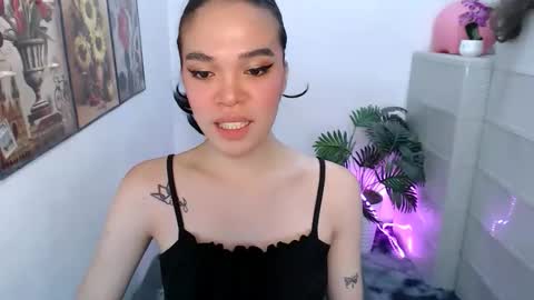 HANNAH online show from 05-04-26, 12:50