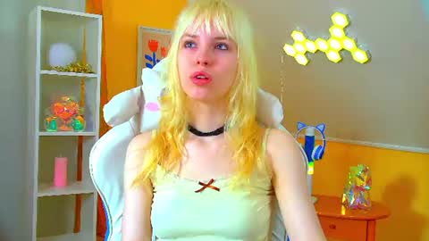 Snapshot of hannahhollis chatting on 07-05-26, 06:09 Hannah online show from 07-05-26, 06:09