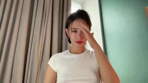 hannahinto online show from 02-08-26, 12:30