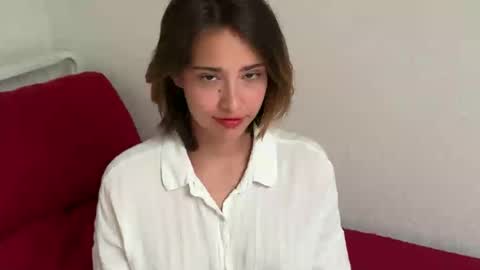 hannahinto online show from 06-18-26, 02:32