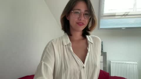 hannahinto online show from 07-17-26, 02:02