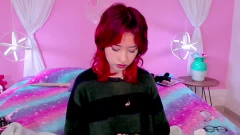 Snapshot of hannahpage chatting on 01-09-25, 11:47 Hannah online show from 01-09-25, 11:47