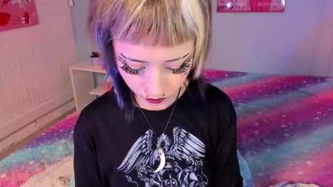 Snapshot of hannahpage chatting on 12-01-25, 11:59 Hannah online show from 12-01-25, 11:59