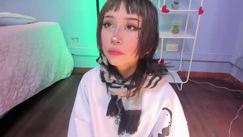 Snapshot of hannahpage chatting on 02-20-26, 12:38 Hannah online show from 02-20-26, 12:38