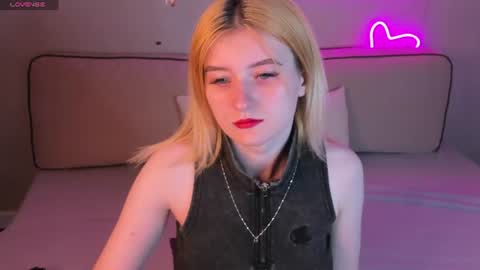 Hanna online show from 06-23-26, 01:03