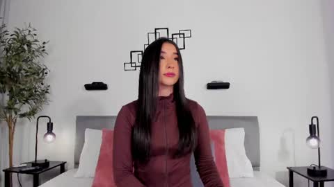Hanna Os online show from 06-19-26, 11:14