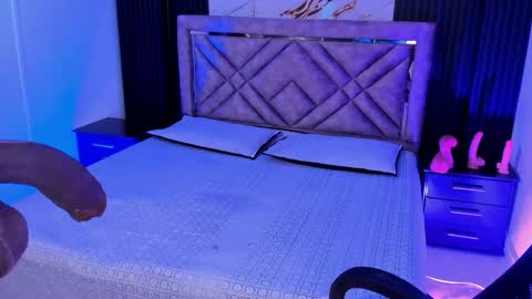 Hannasscott online show from 11-04-25, 12:04