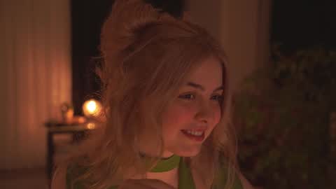 Snapshot of hannasthesia chatting on 01-28-25, 11:17 Hanna online show from 01-28-25, 11:17