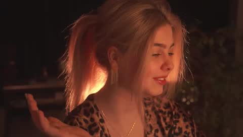 Snapshot of hannasthesia chatting on 03-03-25, 02:36 Hanna online show from 03-03-25, 02:36