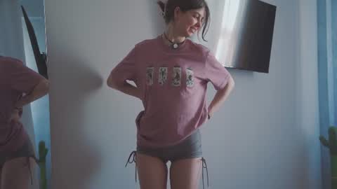 Hanna online show from 06-19-26, 03:55