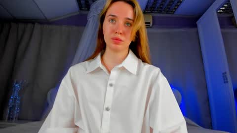 Hannavanilla online show from 06-22-26, 11:13