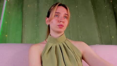 Hannavanilla online show from 06-26-26, 09:46
