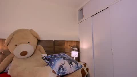 taylor live   online show from 02-26-25, 09:58