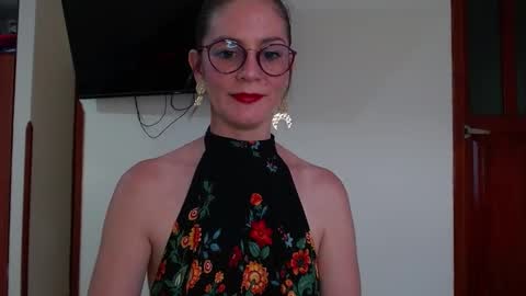Snapshot of hanny_333 chatting on 12-19-24, 08:55 hanny_333 online show from 12-19-24, 08:55