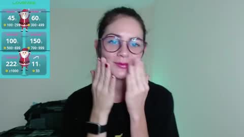 Snapshot of hanny_333 chatting on 12-26-24, 08:28 hanny_333 online show from 12-26-24, 08:28