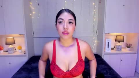 hannyk_ online show from 07-21-26, 04:15