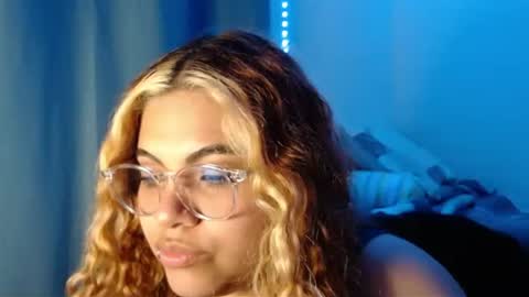 Snapshot of hannykooper chatting on 03-11-26, 06:47 hannykooper online show from 03-11-26, 06:47