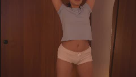 Mizi online show from 05-29-26, 04:49