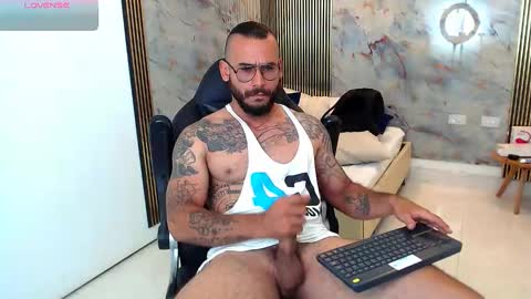 Snapshot of hanz_col chatting on 02-20-25, 11:09 hanz_col online show from 02-20-25, 11:09