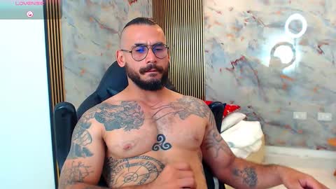 Snapshot of hanz_col chatting on 03-04-25, 06:47 hanz_col online show from 03-04-25, 06:47