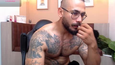 Snapshot of hanz_col chatting on 03-07-25, 12:01 hanz_col online show from 03-07-25, 12:01