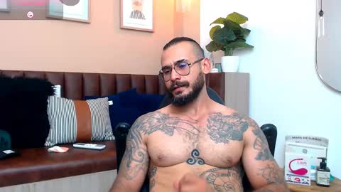 Snapshot of hanz_col chatting on 03-12-25, 06:11 hanz_col online show from 03-12-25, 06:11